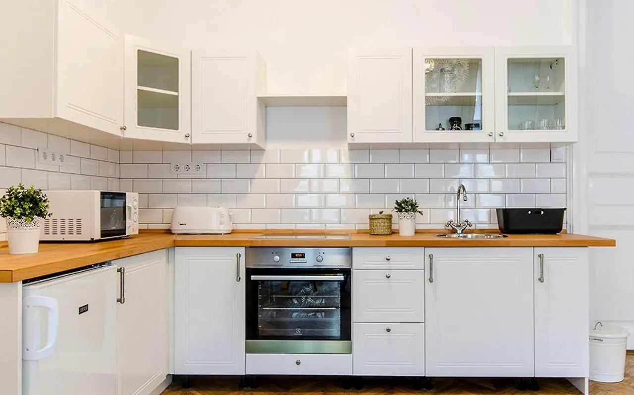 Cozy 2 Bedroom Apartment In Terez Boulevard. 布达佩斯